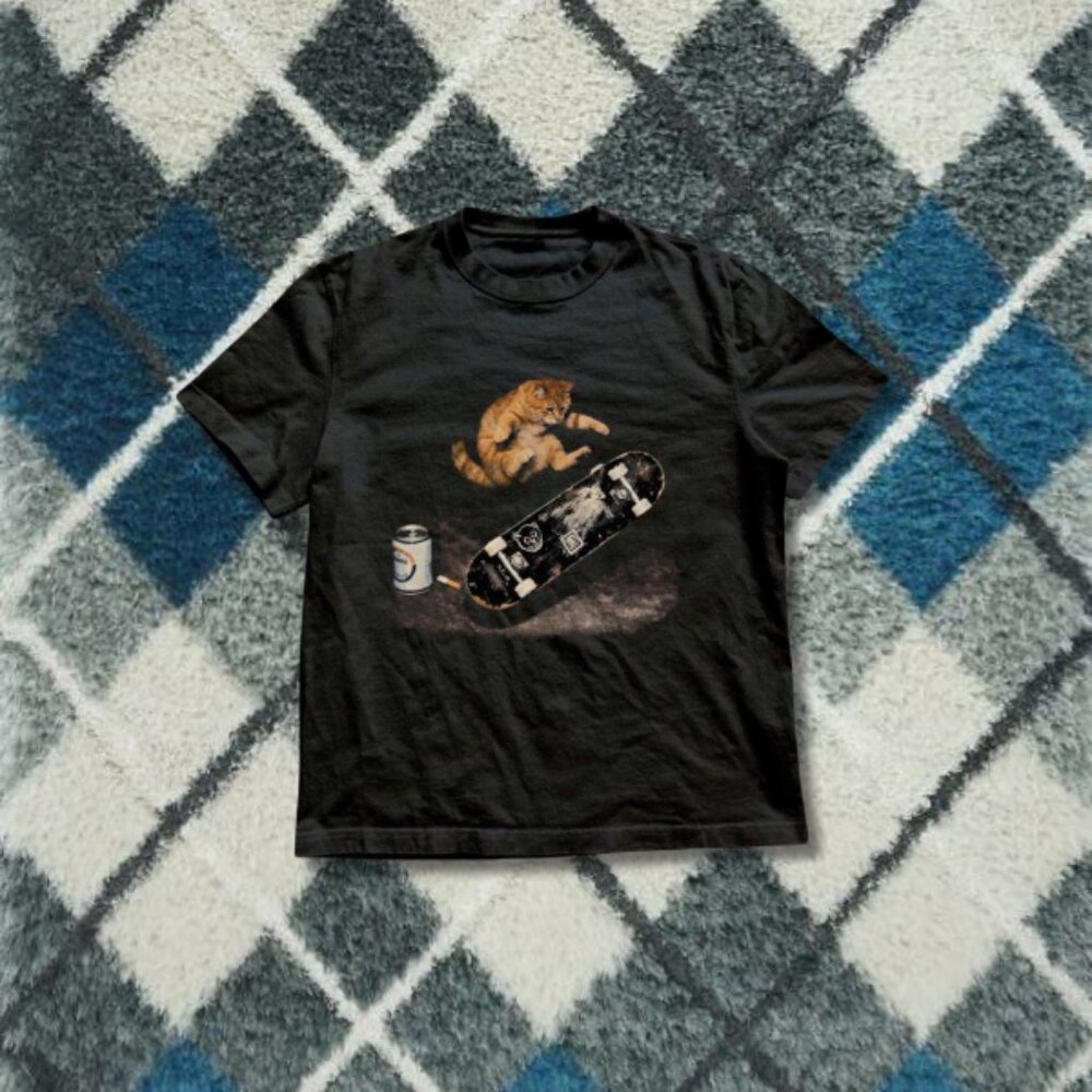 Skateboard Cat Graphic Tee Black Funny Skater Animal Shirt